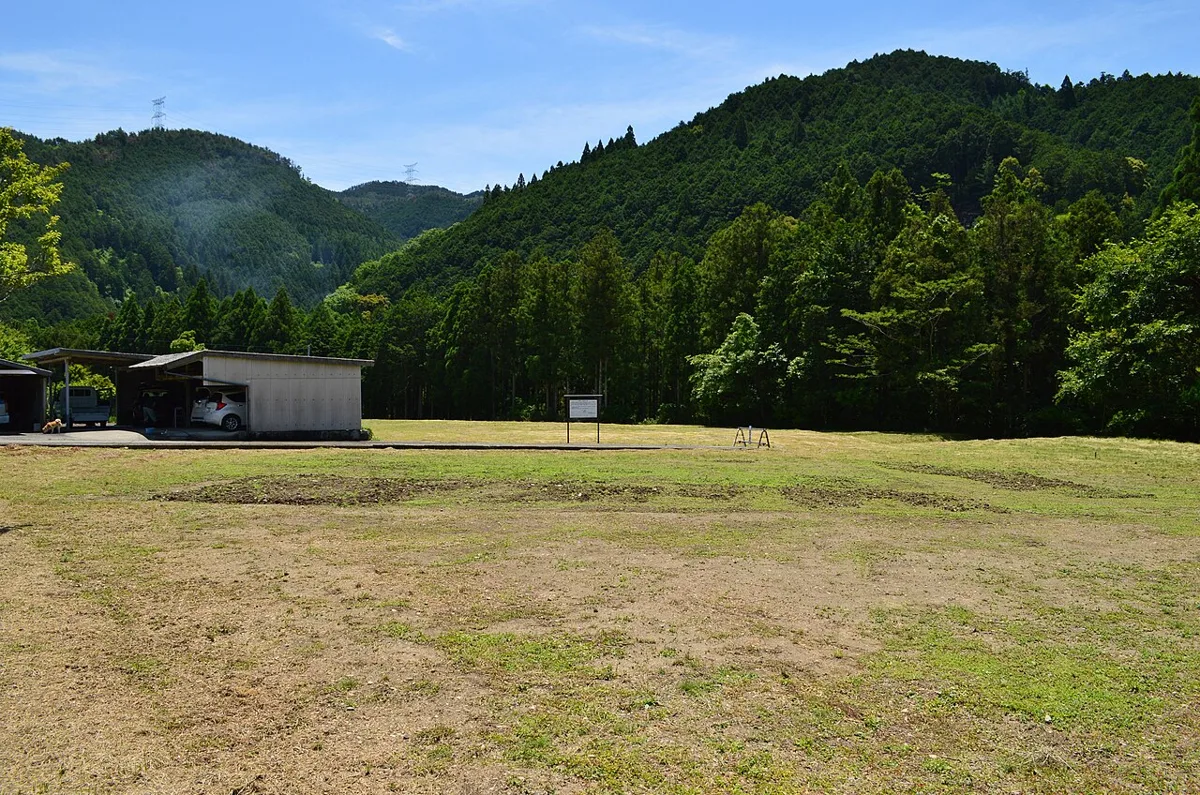 宮滝遺跡の建物跡