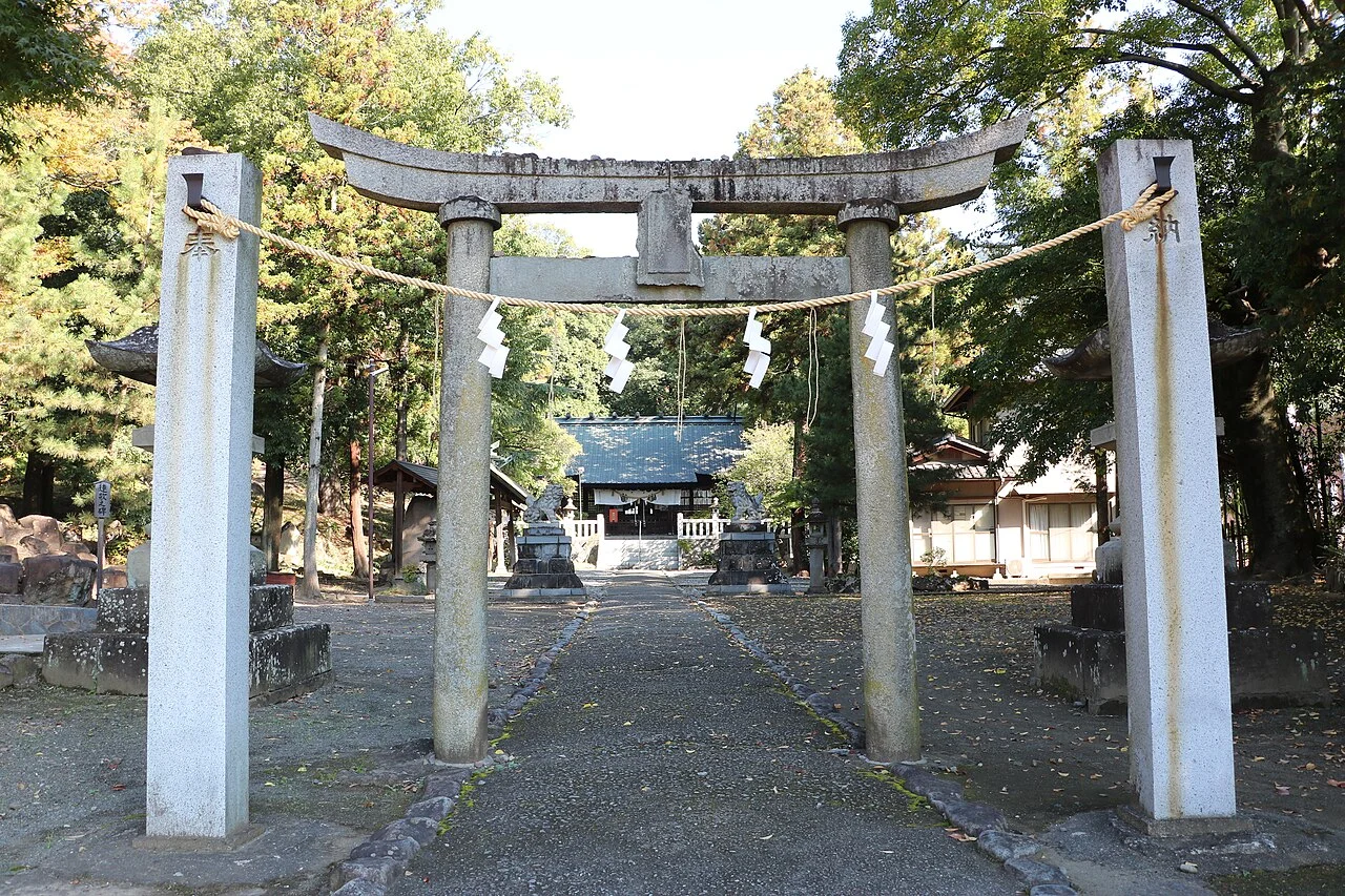 酒折宮の鳥居