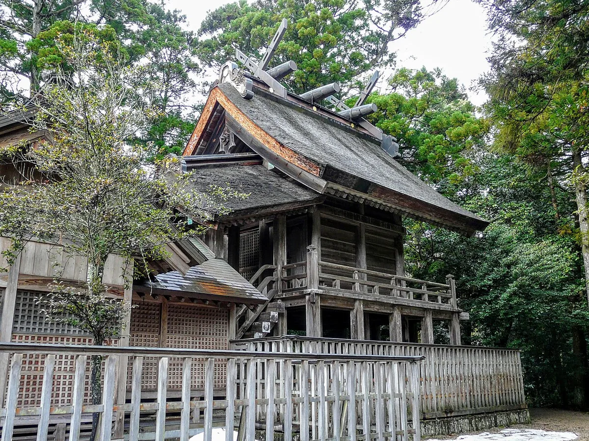 須佐神社の本殿