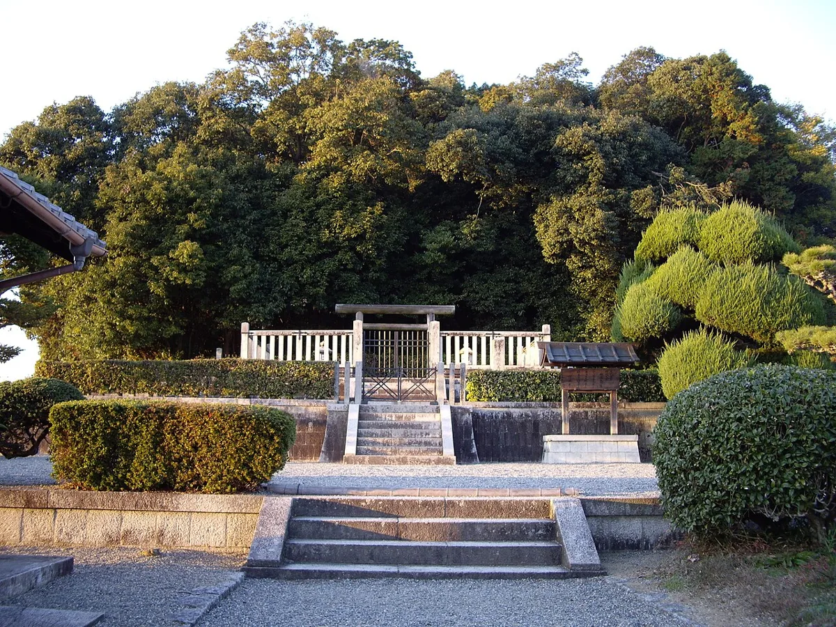 天武・持統天皇陵